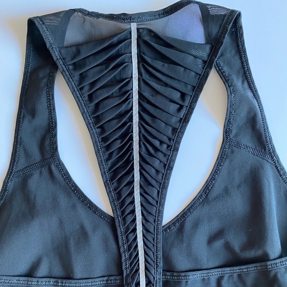 Lululemon Women’s Running Tank- Black - Picture 2 of 4